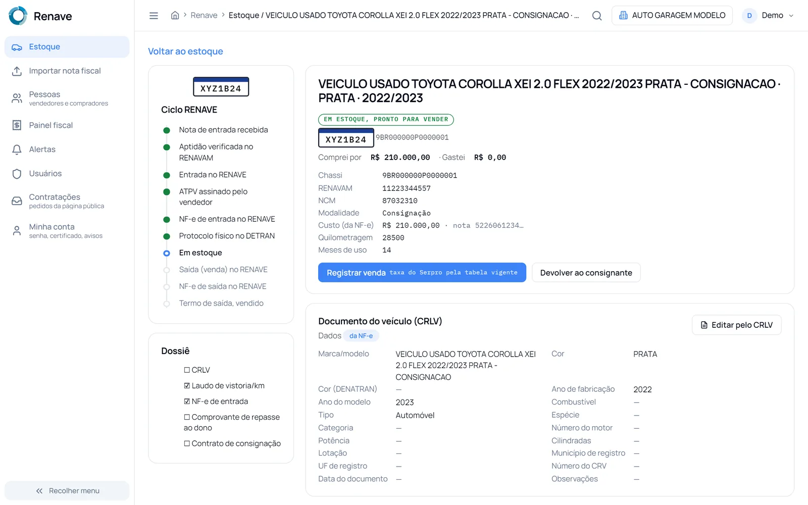 Veículo consignado em estoque, pronto para vender, com o contrato de consignação no dossiê